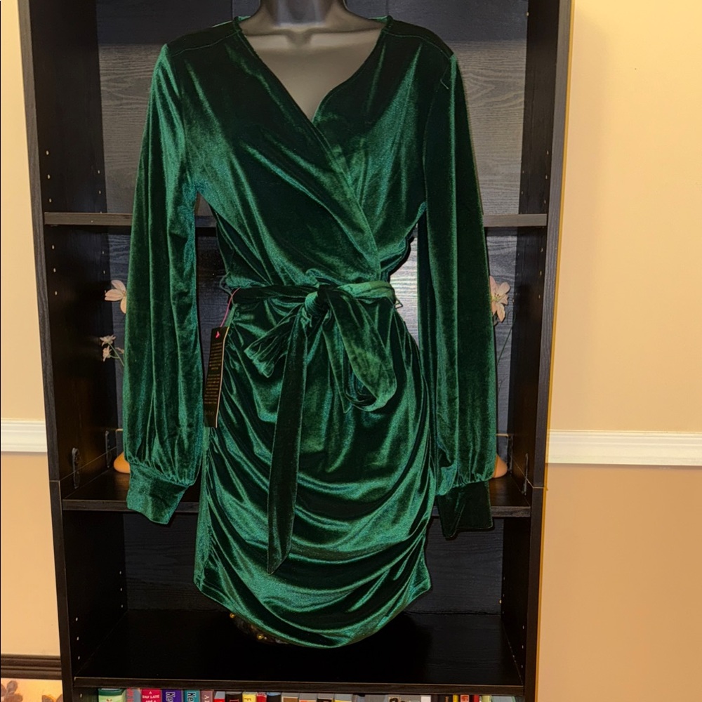 bebe Green Velvet Wrap Midi Dress